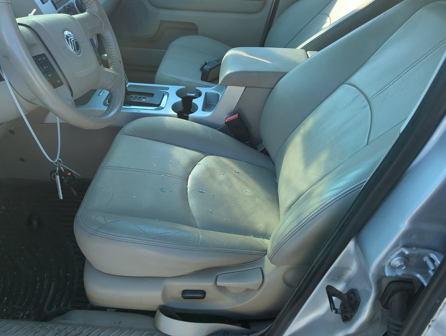 2009-2011 Mercury Mariner Driver Front Seat Oem 1365246 - Oemusedautoparts1.com