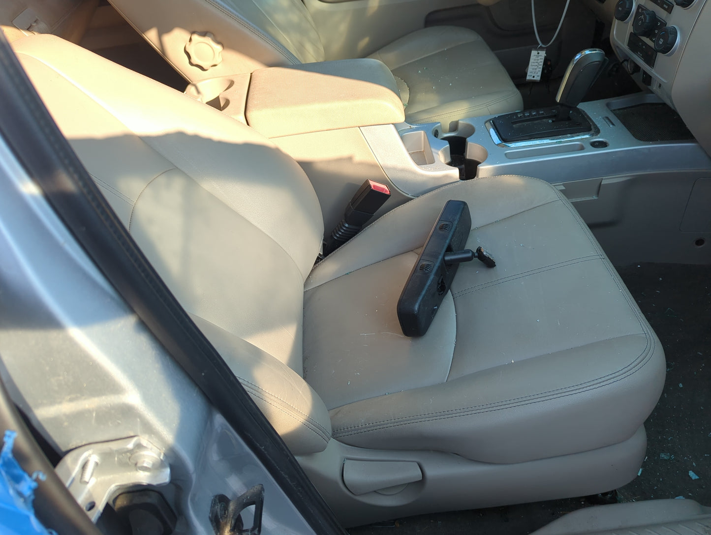 2009-2011 Mercury Mariner Passenger Front Seat Oem 1365250 - Oemusedautoparts1.com