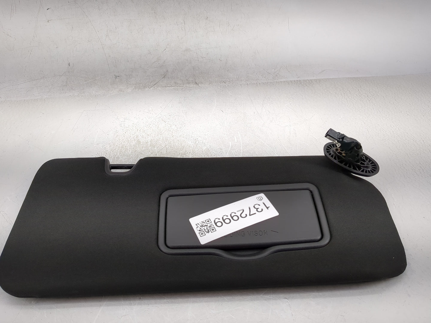 2010-2011 Mercury Mariner Sun Visor Shade Replacement Passenger Right Mirror Fits Fits 2010 2011 2012 OEM Used Auto Parts - 