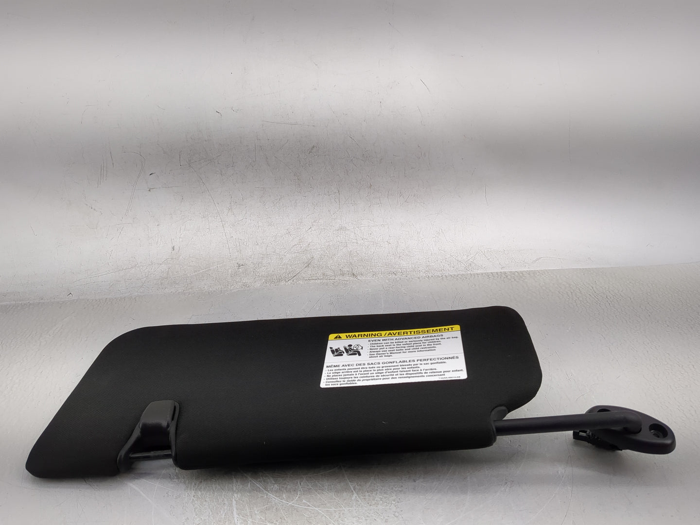 2010-2011 Mercury Mariner Sun Visor Shade Replacement Passenger Right Mirror Fits Fits 2010 2011 2012 OEM Used Auto Parts - 