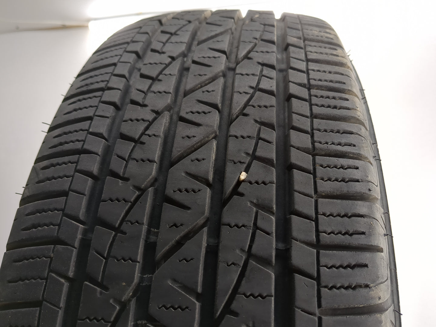 Used Tire P235/70R16 FIRESTONE DESTINATION LE2 107T - Tread Depth 9/32 - Oemusedautoparts1.com