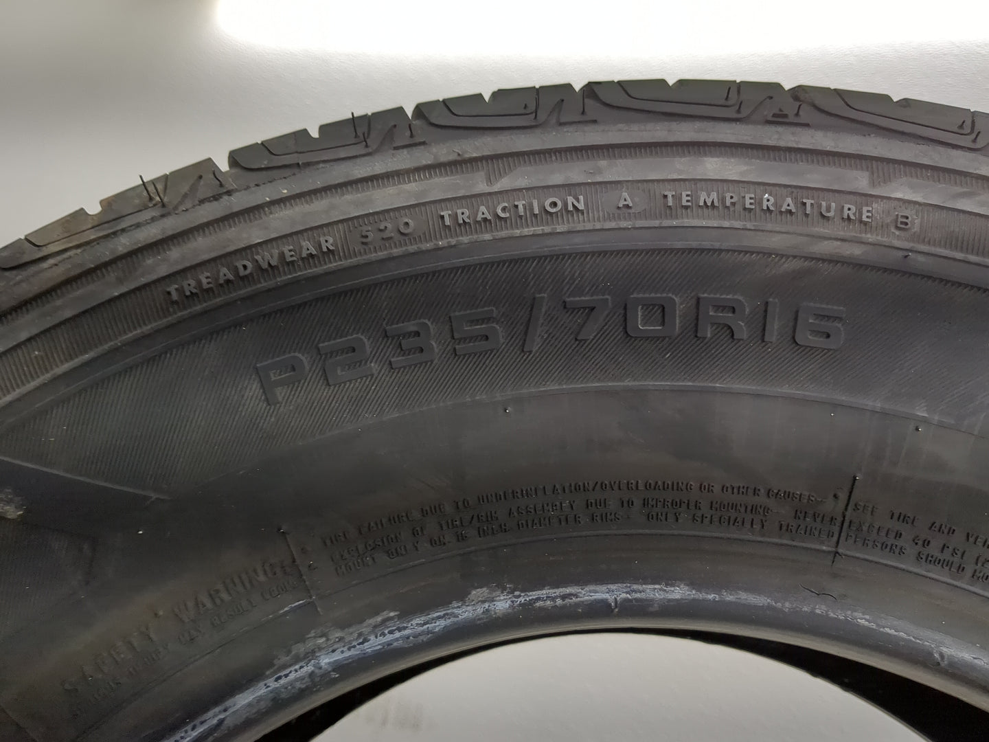 Used Tire P235/70R16 FIRESTONE DESTINATION LE2 107T - Tread Depth 9/32 - Oemusedautoparts1.com