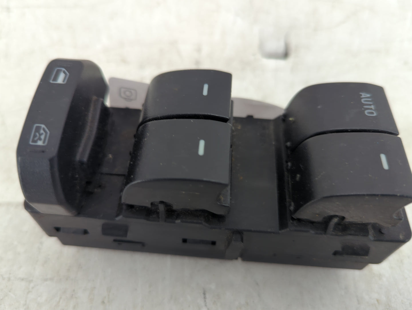 2008-2011 Mercury Mariner Master Power Window Switch Replacement Driver Side Left P/N:8L8T-14540-ACW Fits OEM Used Auto Part