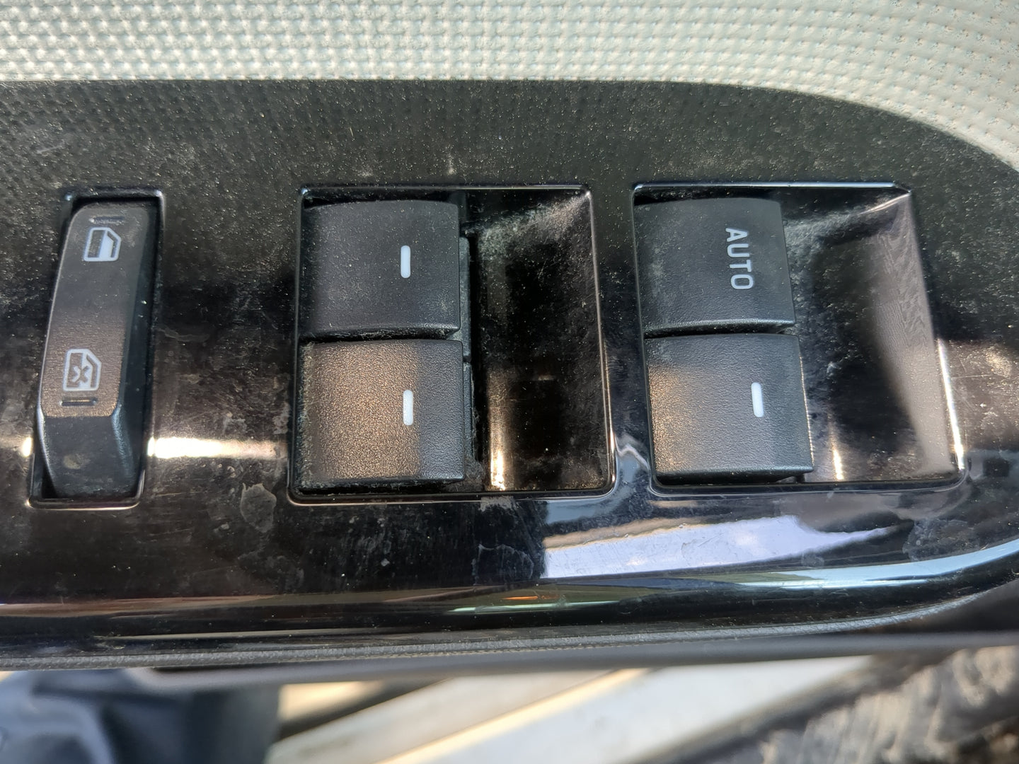 2008-2011 Mercury Mariner Master Power Window Switch Replacement Driver Side Left Fits Fits 2008 2009 2010 2011 2012 OEM Use