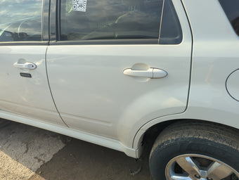 compare product 2008-2011 Mercury Mariner Driver Rear Door Oem 5014359