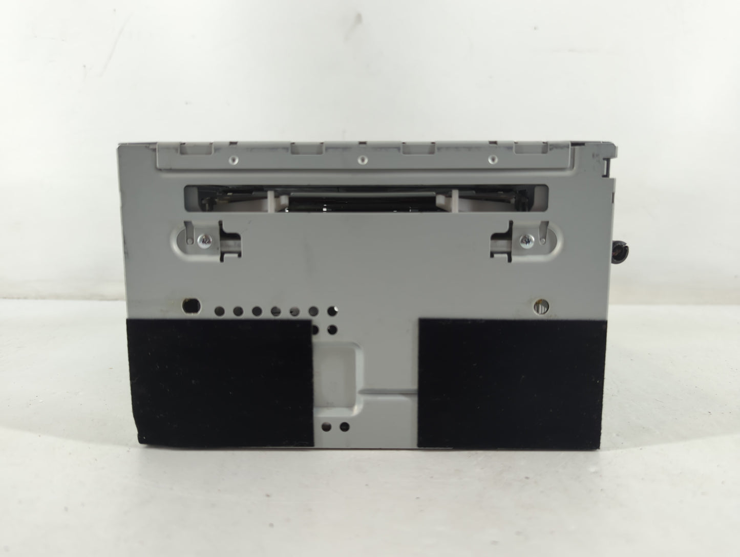 2010-2010 Mercury Mariner Am Fm Cd Player Radio Receiver - Oemusedautoparts1.com