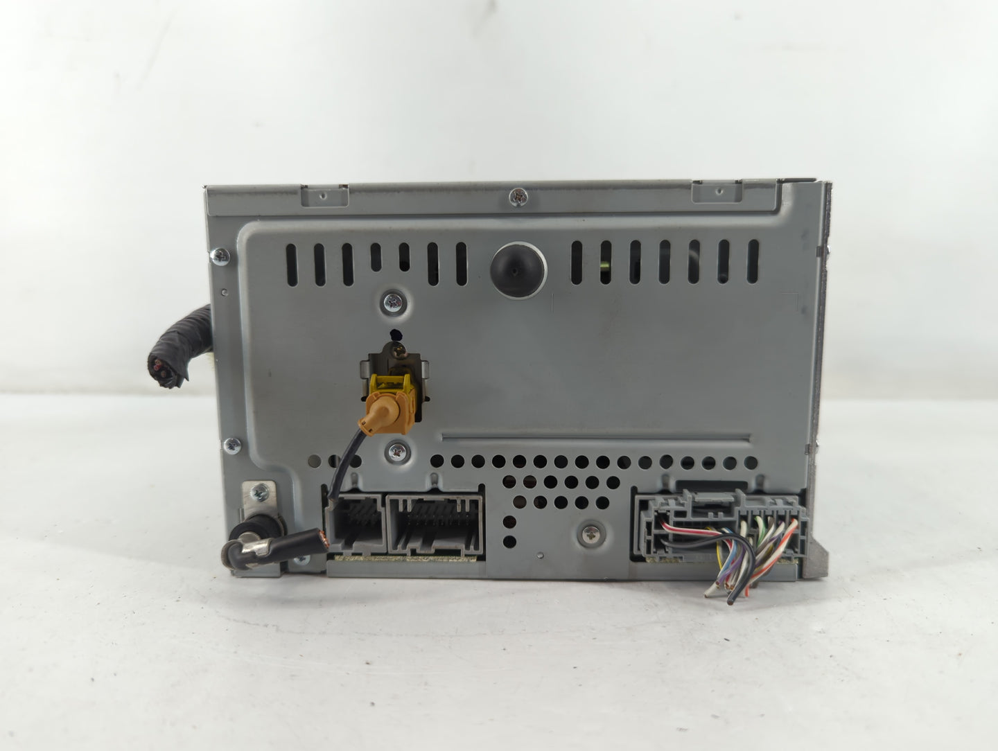 2010-2010 Mercury Mariner Am Fm Cd Player Radio Receiver - Oemusedautoparts1.com