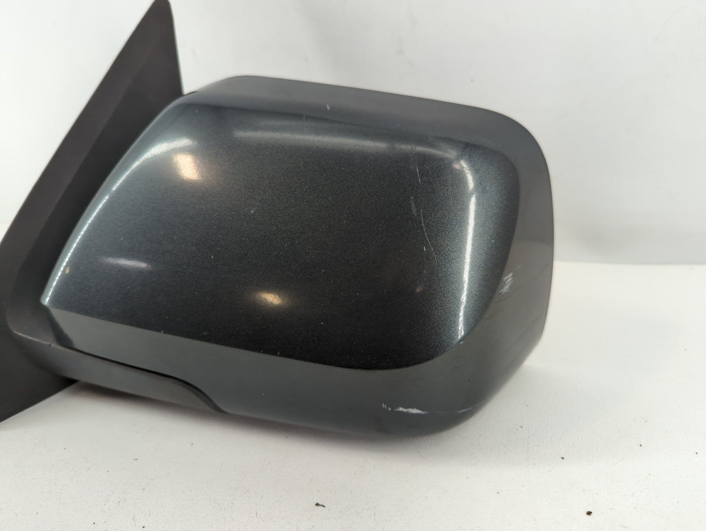 2010-2011 Mercury Mariner Driver Side View Mirror - Left Door Mirror OEM Used - Oemusedautoparts1.com