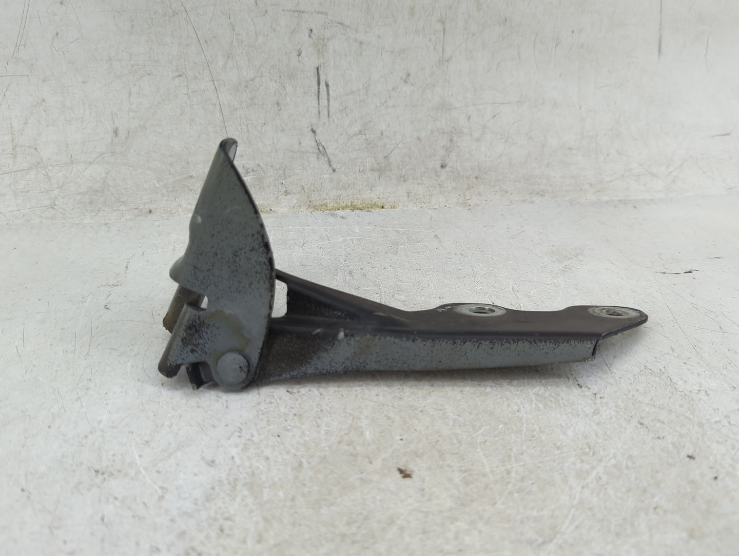 2010 Mercury Mariner Driver Hood Hinge 946716 - Oemusedautoparts1.com
