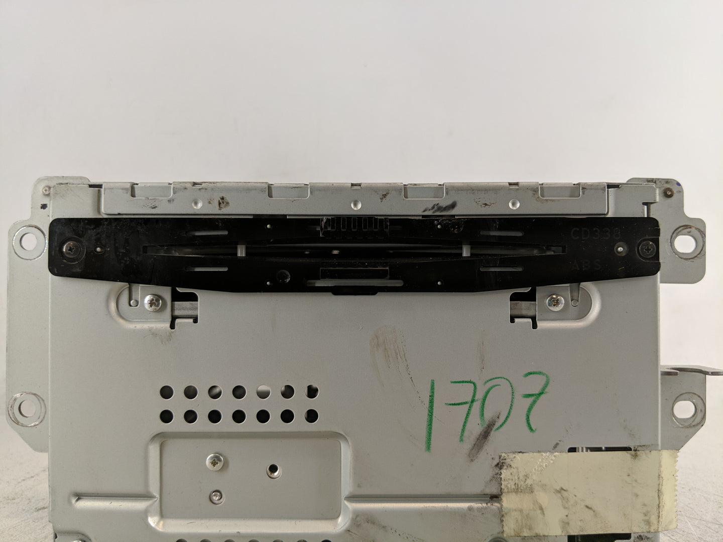 2010 Mercury Milan Radio AM FM Cd Player Receiver Replacement P/N:9E5T-19C157-AC Fits OEM Used Auto Parts - Oemusedautoparts