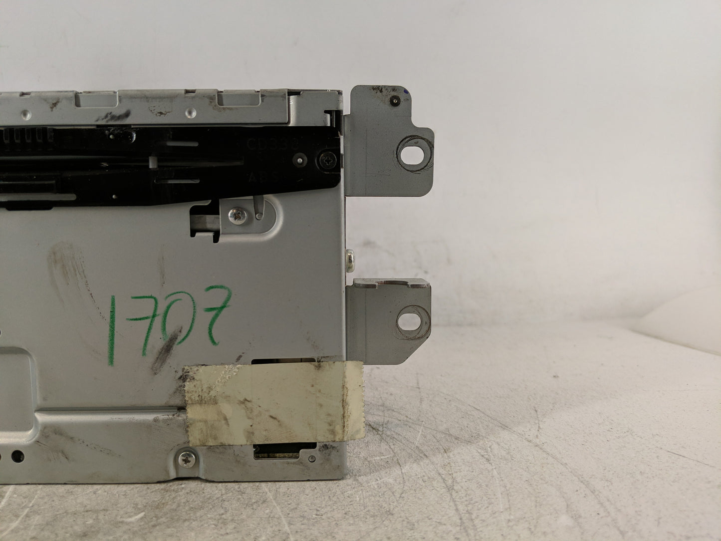2010 Mercury Milan Radio AM FM Cd Player Receiver Replacement P/N:9E5T-19C157-AC Fits OEM Used Auto Parts - Oemusedautoparts