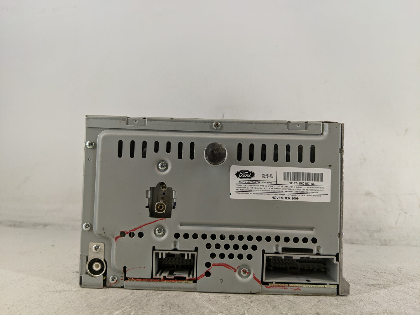 2010 Mercury Milan Radio AM FM Cd Player Receiver Replacement P/N:9E5T-19C157-AC Fits OEM Used Auto Parts - Oemusedautoparts