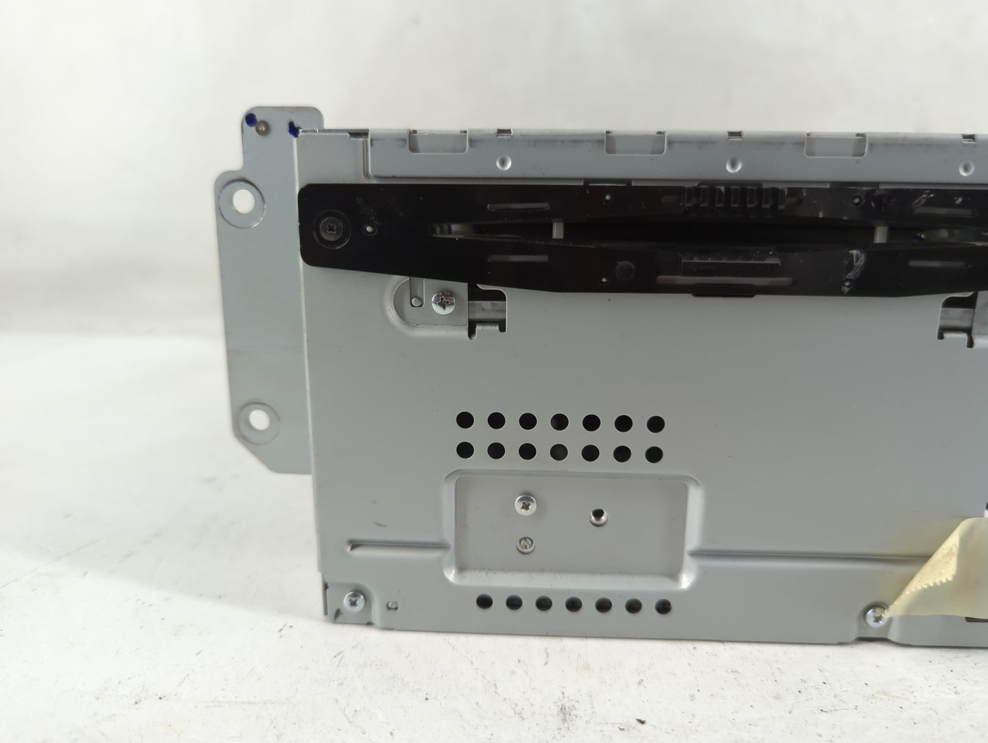 2010 Mercury Milan Radio AM FM Cd Player Receiver Replacement P/N:9E5T-19C157-AB Fits OEM Used Auto Parts - Oemusedautoparts