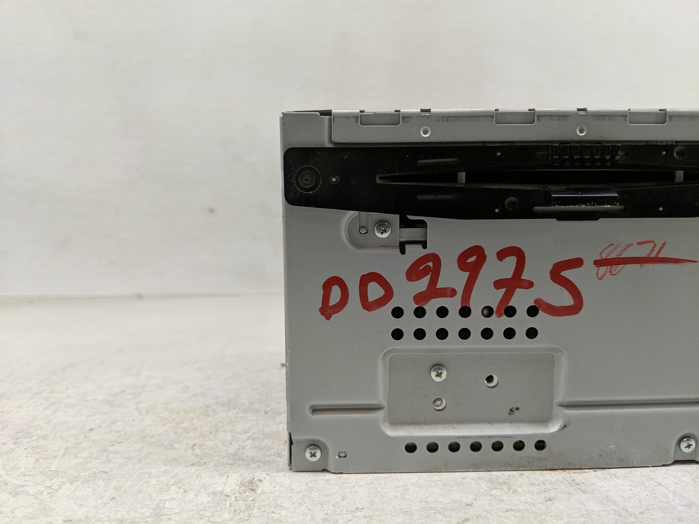 2010 Mercury Milan Radio AM FM Cd Player Receiver Replacement P/N:9E5T-19C157-AB Fits OEM Used Auto Parts - Oemusedautoparts
