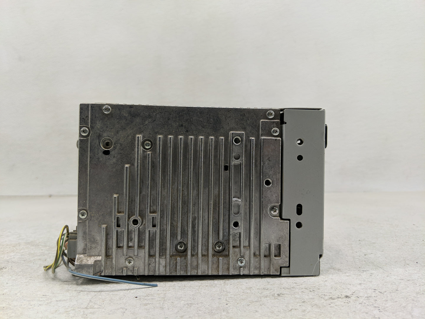 2010 Mercury Milan Radio AM FM Cd Player Receiver Replacement P/N:9E5T-19C157-AB Fits OEM Used Auto Parts - Oemusedautoparts