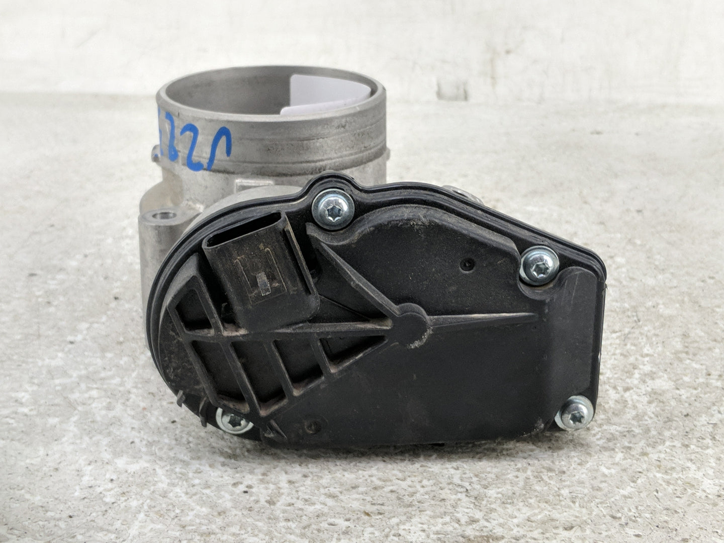 2010-2011 Mercury Milan Throttle Body Fits Fits 2009 2010 2011 2012 OEM Used Auto Parts - Oemusedautoparts1.com