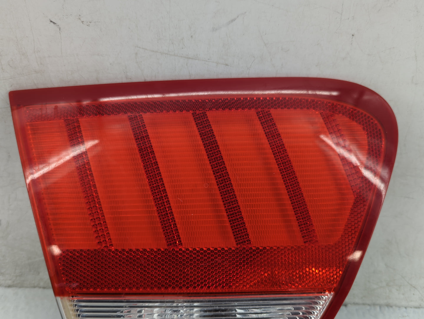 2010-2011 Mercury Milan Tail Light Assembly Driver Left OEM Fits Fits 2010 2011 OEM Used Auto Parts - Oemusedautoparts1.com