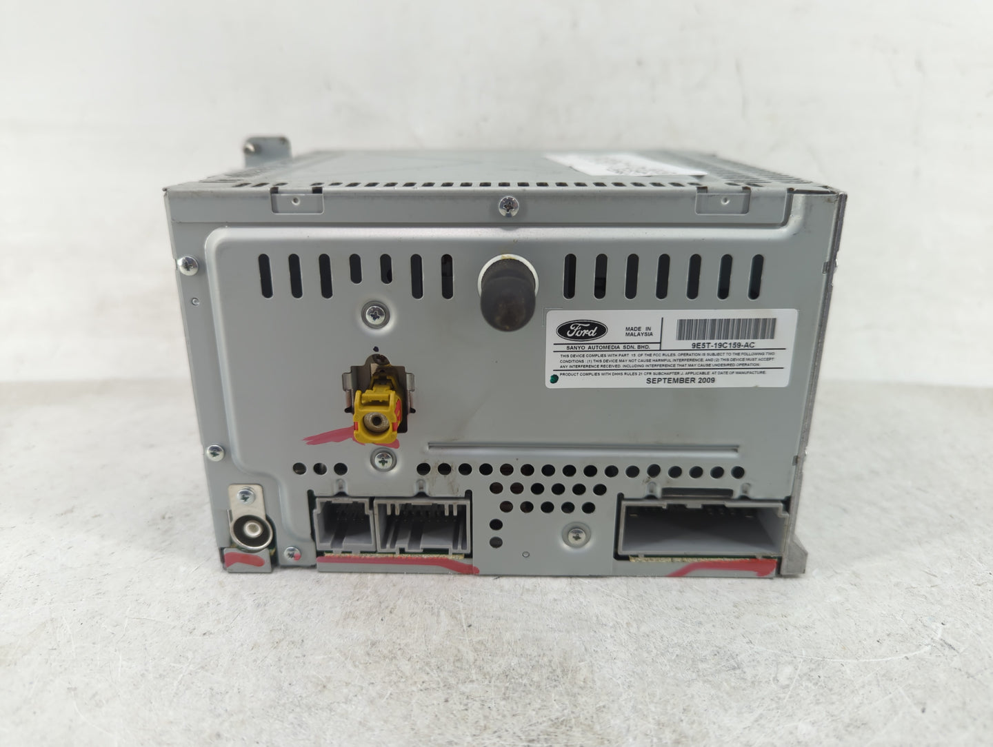 2010 Mercury Milan Radio AM FM Cd Player Receiver Replacement P/N:9E5T-19C159-AC Fits OEM Used Auto Parts - Oemusedautoparts