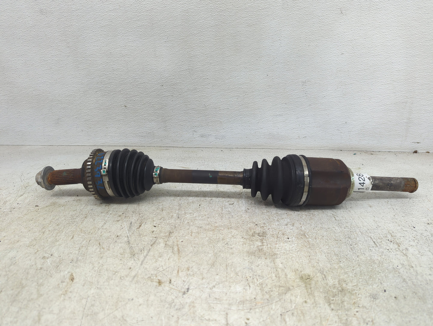 2010-2011 Mercury Milan Axle Shaft Front Driver Cv C/v - Oemusedautoparts1.com