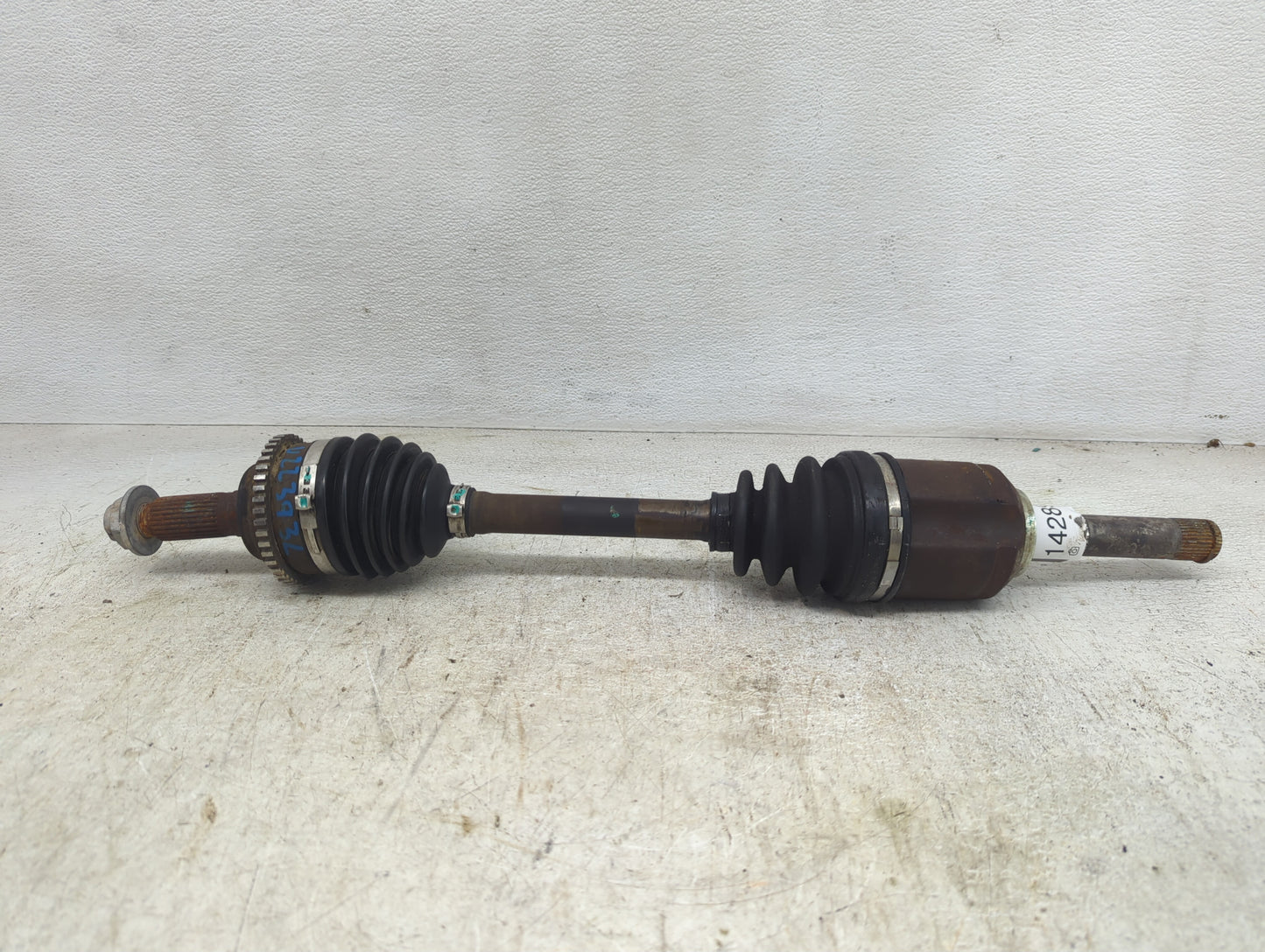 2010-2011 Mercury Milan Axle Shaft Front Driver Cv C/v - Oemusedautoparts1.com