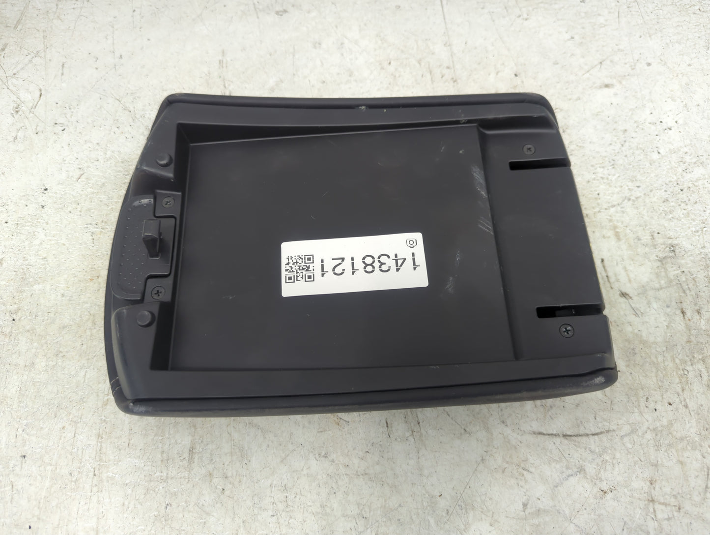2010 Mercury Milan Center Console Armrest Cover Lid Fits OEM Used Auto Parts - Oemusedautoparts1.com