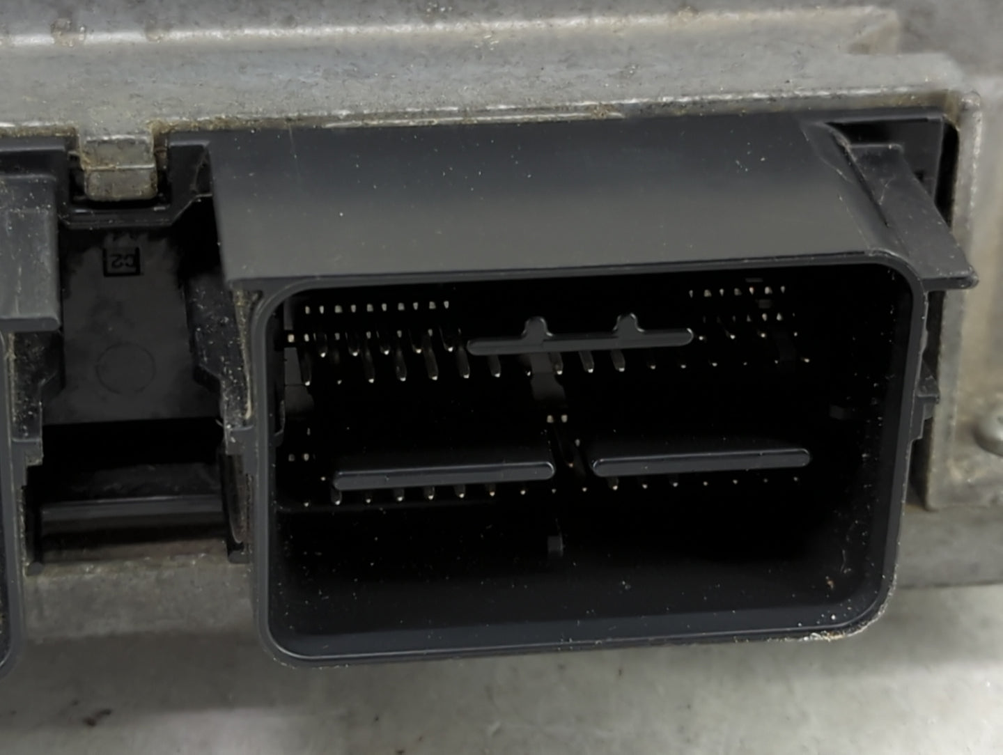 2010 Mercury Milan PCM Engine Control Computer ECU ECM PCU OEM P/N:AE5A-12A650-CMC 9L8A-12B684-NA, 6KXN6WAS52, 6KXN6WA04FTJ 