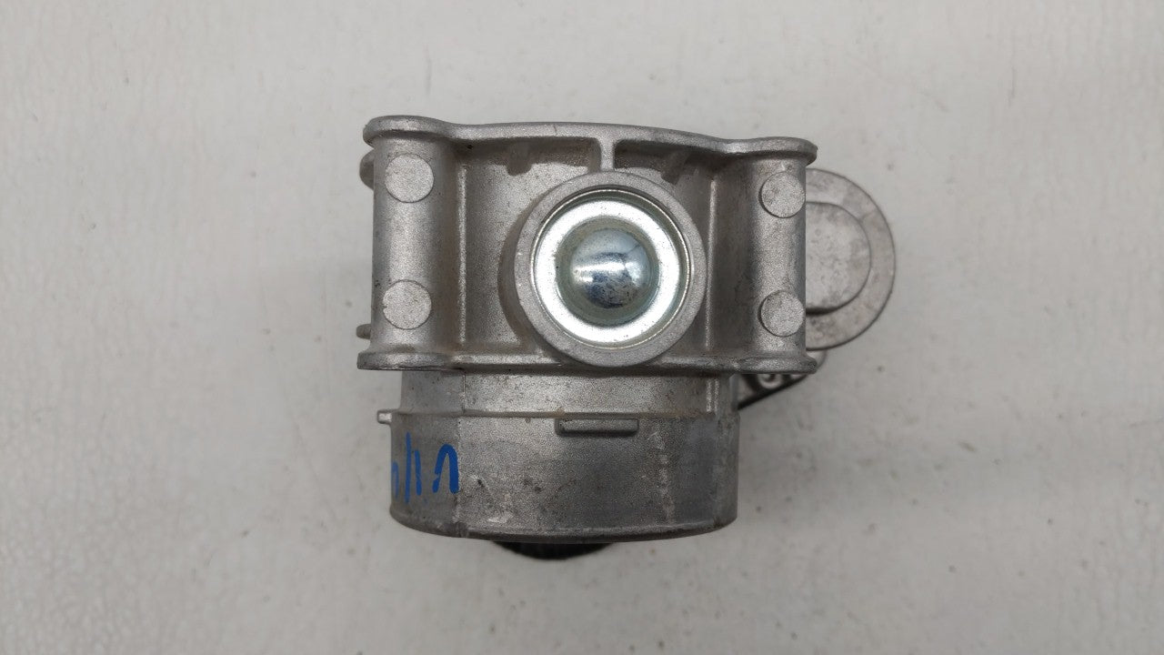 2010-2011 Mercury Milan Throttle Body P/N:9L8Z-A DS7Z-A, 9L8E-9F991-BC, DS7E-9F991-AK, DS7E-9F991-AJ Fits Fits 2009 2010 201