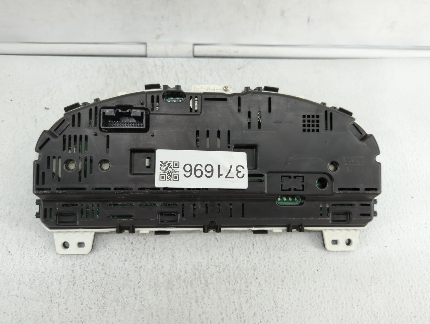 2010 Mercury Milan Instrument Cluster Speedometer Gauges P/N:AN7T-10849-GC Fits OEM Used Auto Parts - Oemusedautoparts1.com