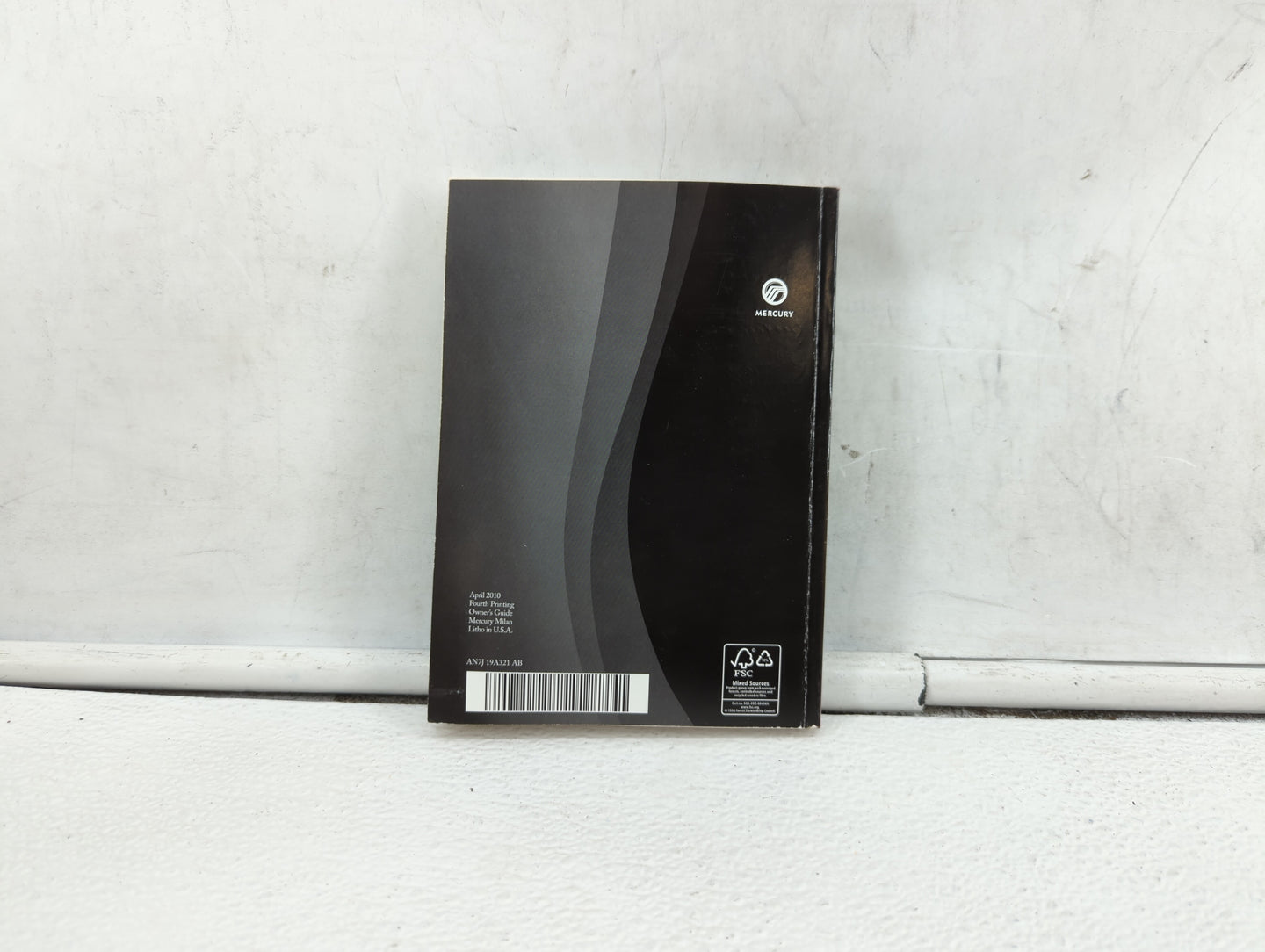 2010 Mercury Milan Owners Manual Book Guide P/N:AN7J 19A321 AB OEM Used Auto Parts - Oemusedautoparts1.com