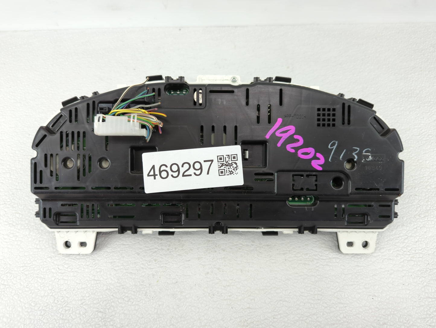 2010 Mercury Milan Instrument Cluster Speedometer Gauges P/N:AN7T-10849-JC Fits OEM Used Auto Parts - Oemusedautoparts1.com
