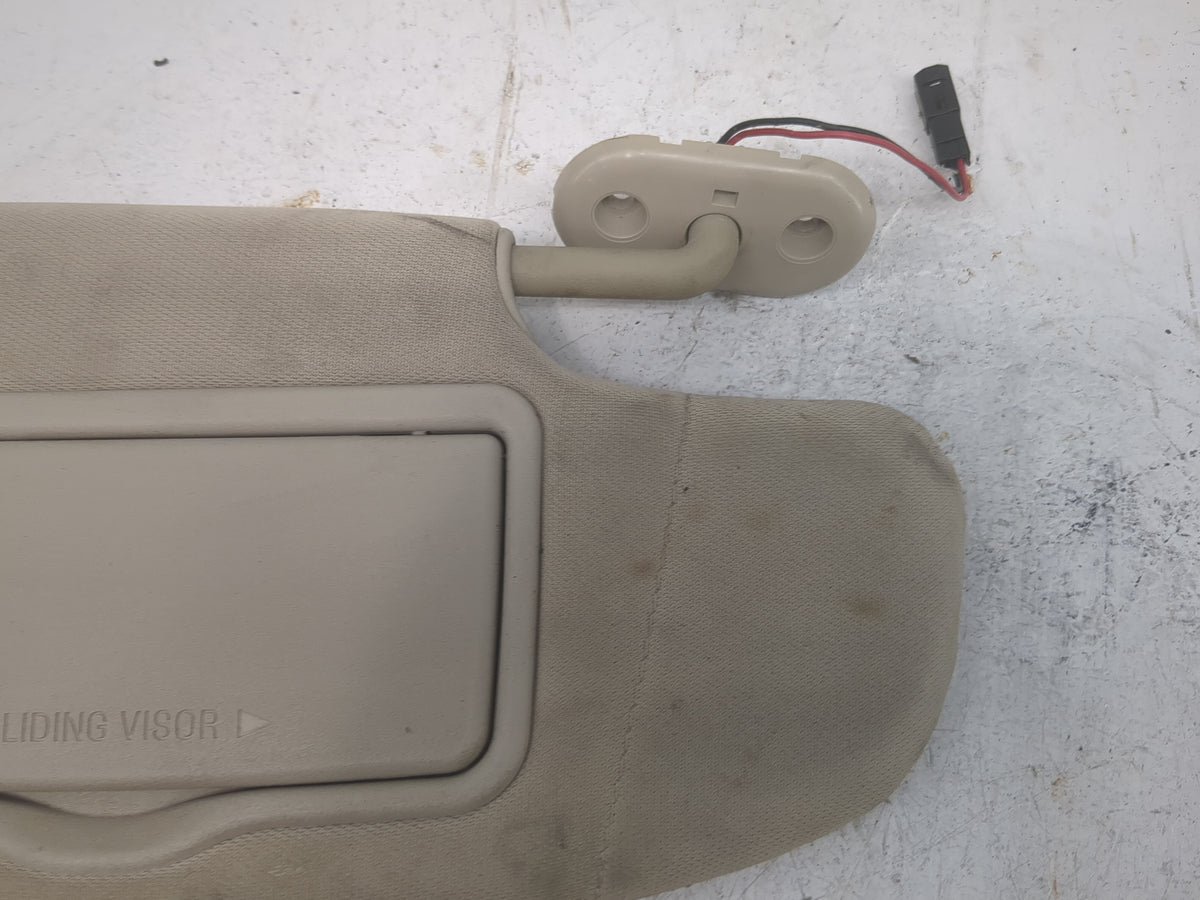 2010-2011 Mercury Milan Sun Visor Shade Replacement Passenger Right Mirror Fits Fits 2010 2011 2012 OEM Used Auto Parts - Oe