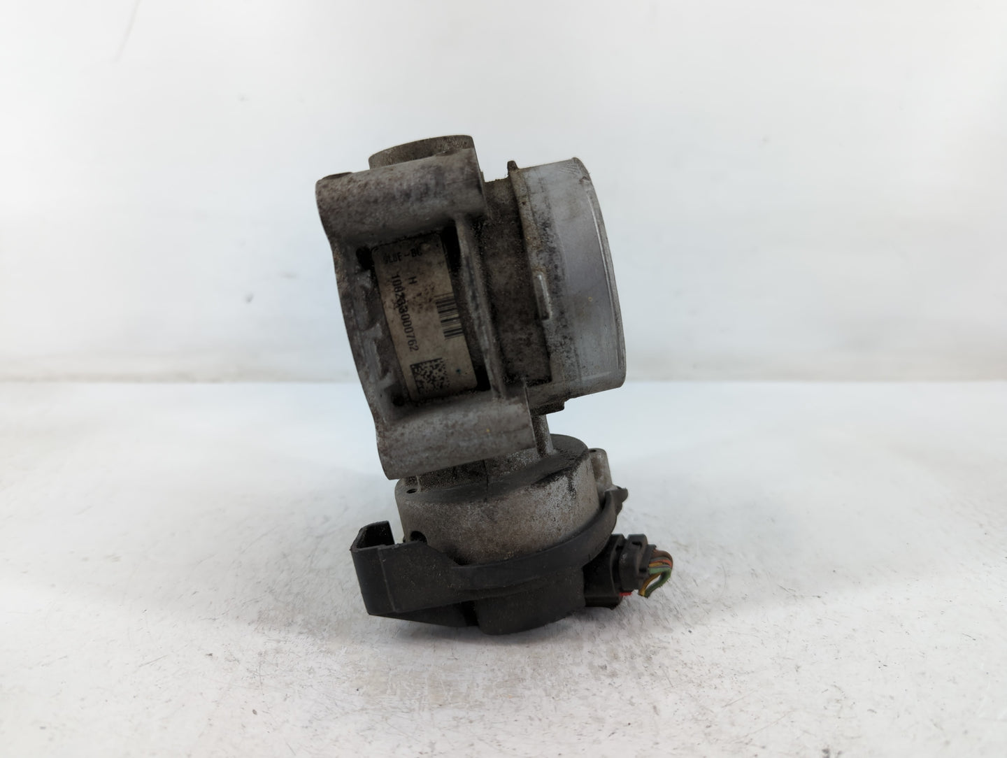 2010-2011 Mercury Milan Throttle Body P/N:1B172 005 PBT-GF20+GS20 Fits Fits 2009 2010 2011 2012 OEM Used Auto Parts - Oemuse