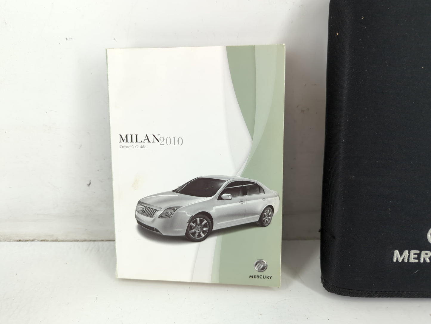 2010 Mercury Milan Owners Manual Book Guide P/N:AN7J 19A321 AA OEM Used Auto Parts - Oemusedautoparts1.com