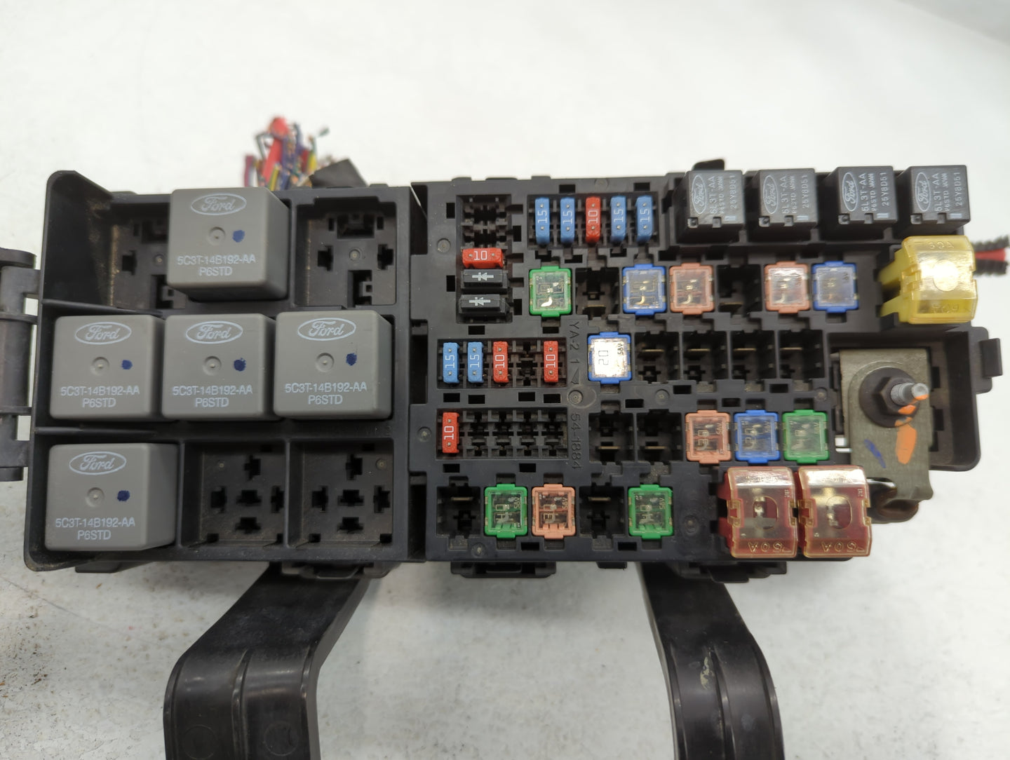2010-2011 Mercury Milan Fusebox Fuse Box Panel Relay Module P/N:AN7T-14290 Fits Fits 2010 2011 2012 OEM Used Auto Parts - Oe