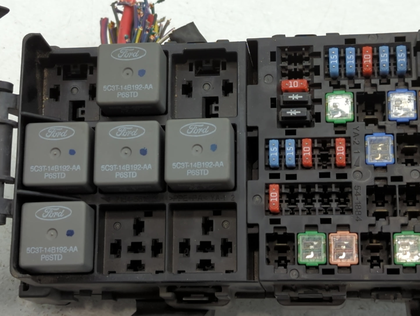 2010-2011 Mercury Milan Fusebox Fuse Box Panel Relay Module P/N:AN7T-14290 Fits Fits 2010 2011 2012 OEM Used Auto Parts - Oe