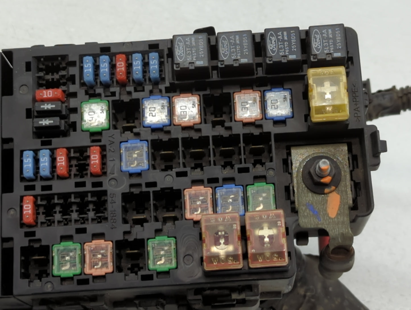 2010-2011 Mercury Milan Fusebox Fuse Box Panel Relay Module P/N:AN7T-14290 Fits Fits 2010 2011 2012 OEM Used Auto Parts - Oe