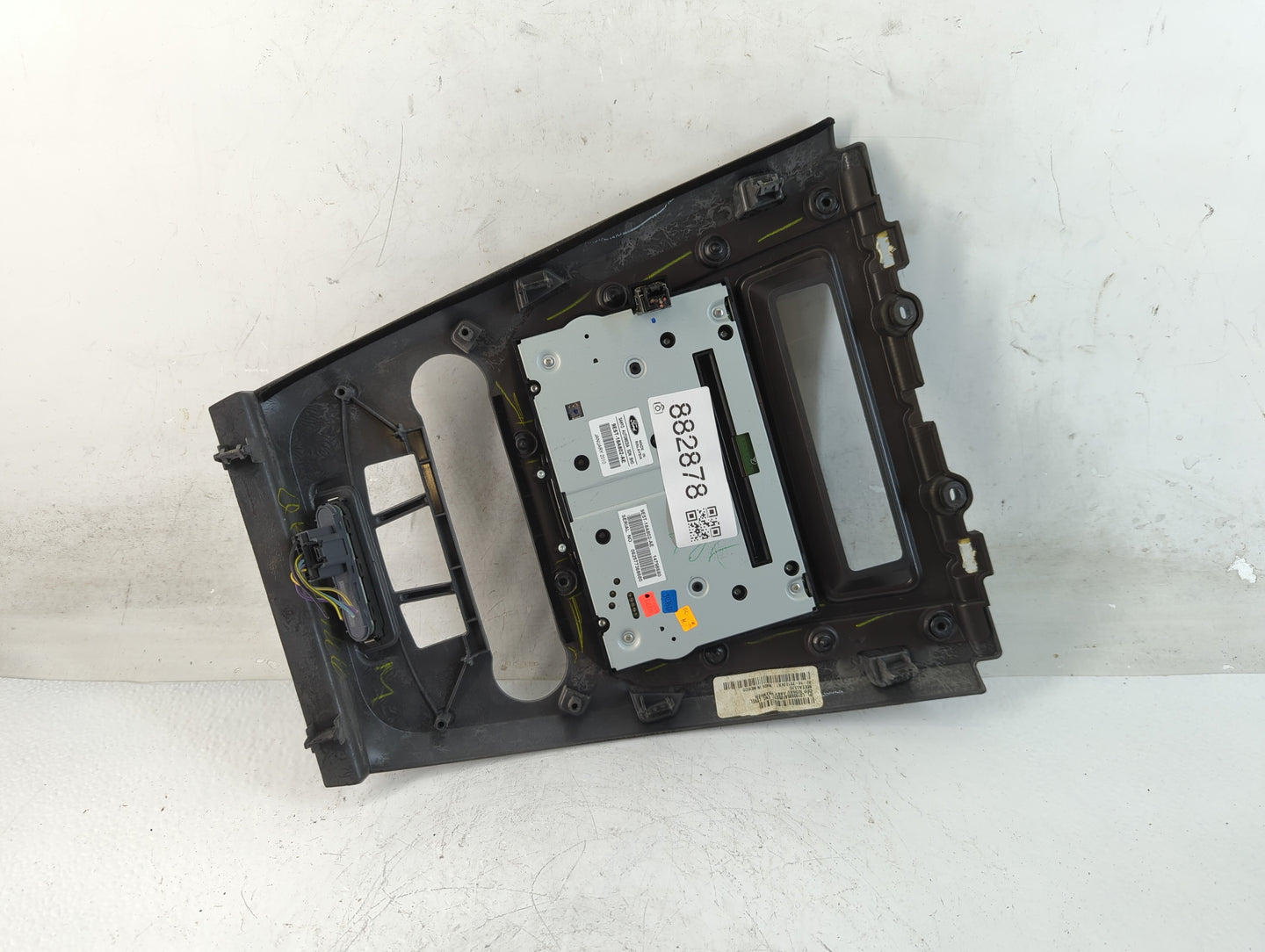 2010-2011 Mercury Milan Radio AM FM Cd Player Receiver Replacement P/N:9E5T-18A802-AE Fits Fits 2010 2011 2012 OEM Used Auto