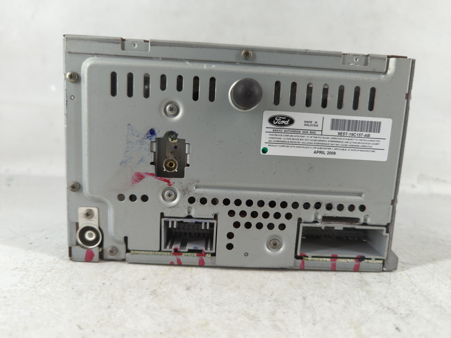 2010 Mercury Milan Radio AM FM Cd Player Receiver Replacement P/N:9E5T-19C157-AB Fits OEM Used Auto Parts - Oemusedautoparts