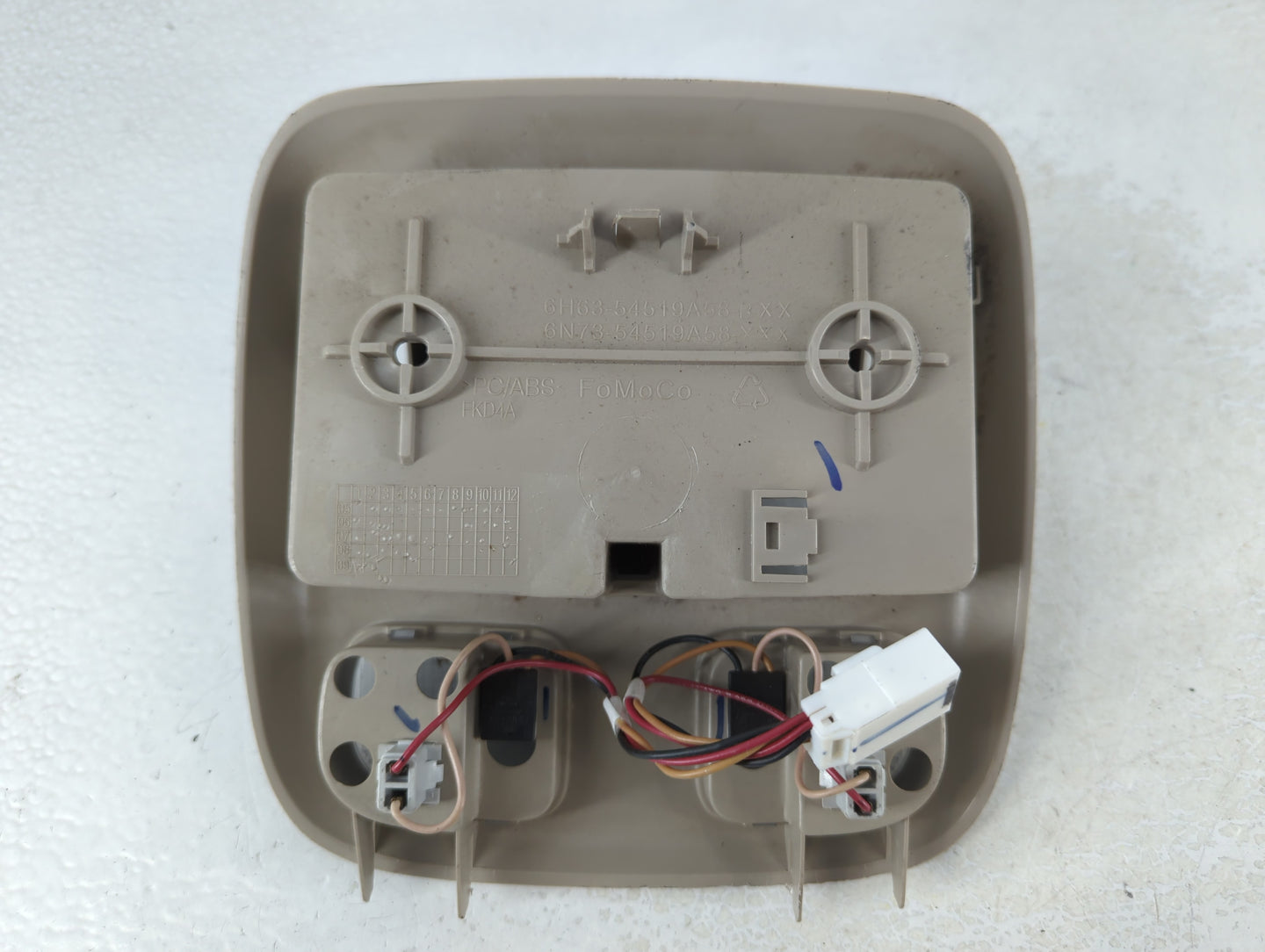 2010-2011 Mercury Milan Overhead Roof Console Interior Dome Light - Oemusedautoparts1.com