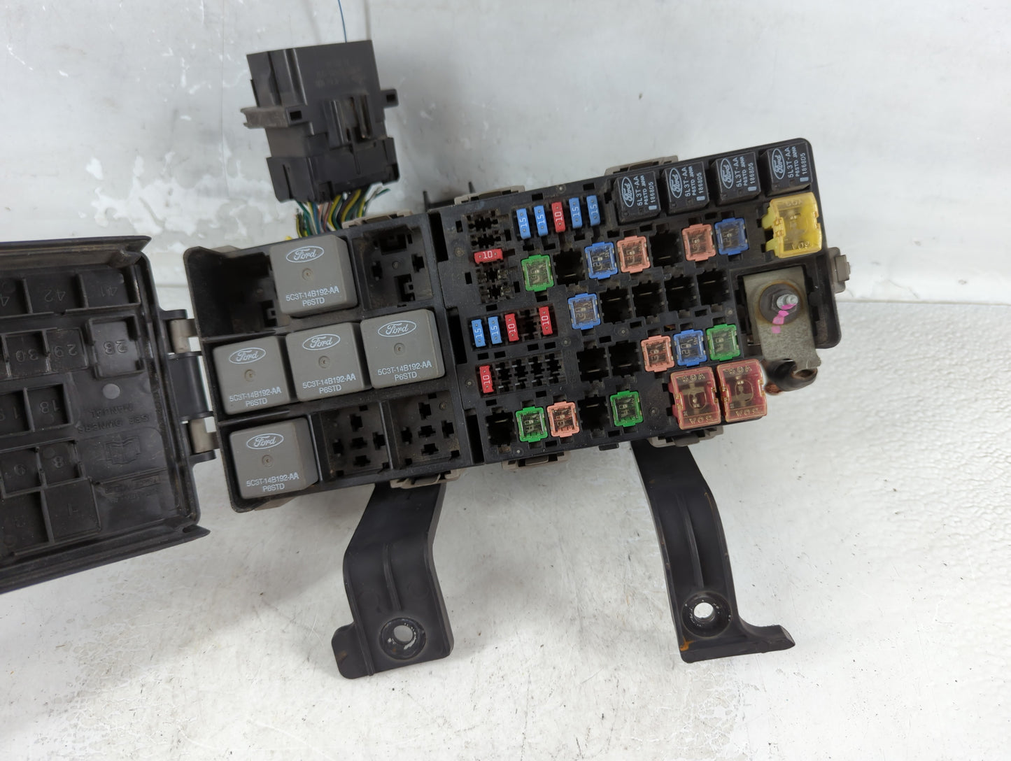 2010-2011 Mercury Milan Fusebox Fuse Box Panel Relay Module Fits Fits 2010 2011 2012 OEM Used Auto Parts - Oemusedautoparts1