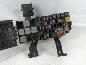 compare product 2010-2011 Mercury Milan Fusebox Fuse Box Panel Relay Module Fits Fits 2010 2011 2012 OEM Used Auto Parts