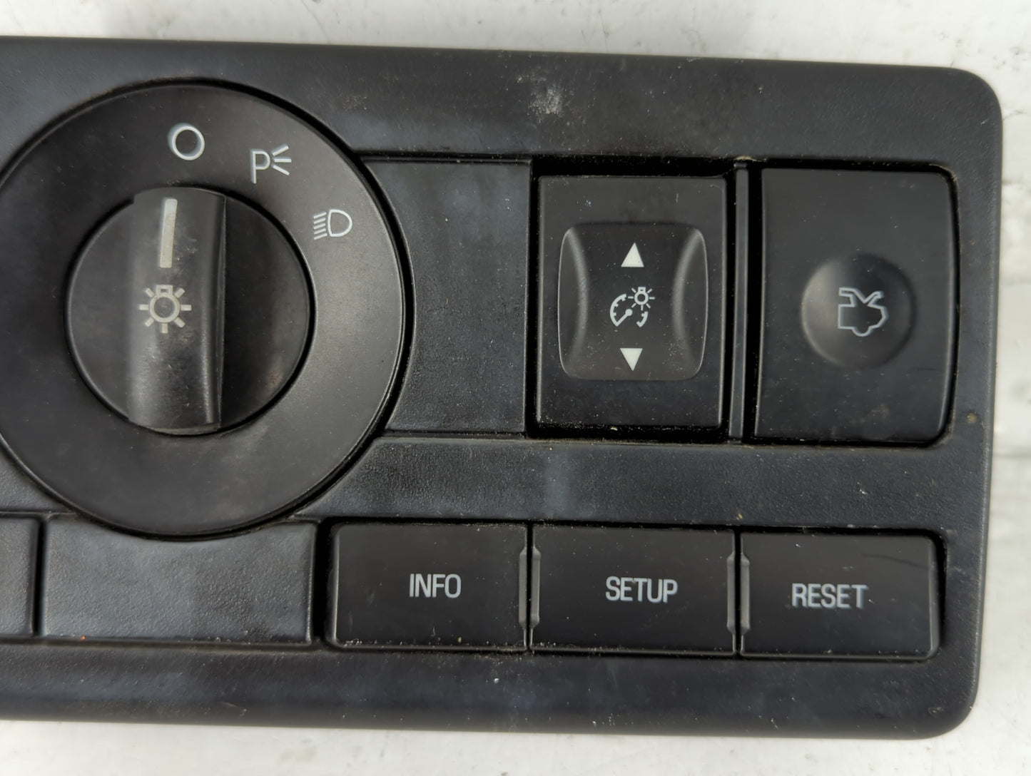 2010 Mercury Milan Headlight Lamp Control Switch - Oemusedautoparts1.com