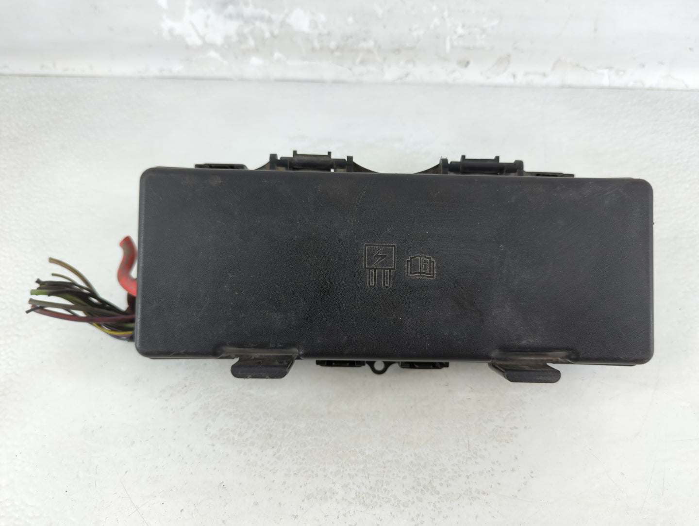 2002-2010 Mercury Mountaineer Fusebox Fuse Box Panel Relay Module P/N:9G2T-14A003-AB Fits OEM Used Auto Parts - Oemusedautop