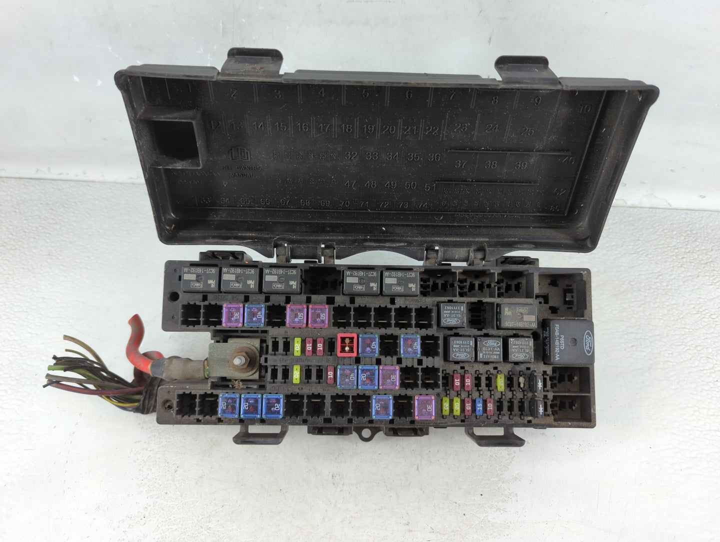 2002-2010 Mercury Mountaineer Fusebox Fuse Box Panel Relay Module P/N:9G2T-14A003-AB Fits OEM Used Auto Parts - Oemusedautop