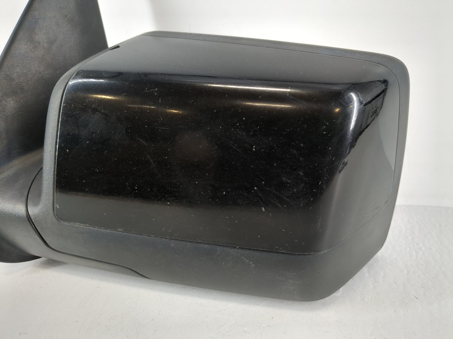 2006-2010 Mercury Mountaineer Driver Side View Mirror - Left Door Mirror OEM Used - Oemusedautoparts1.com