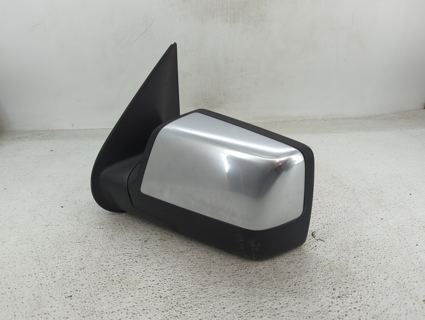 2008-2010 Mercury Mountaineer Driver Side View Mirror - Left Door Mirror OEM Used - Oemusedautoparts1.com