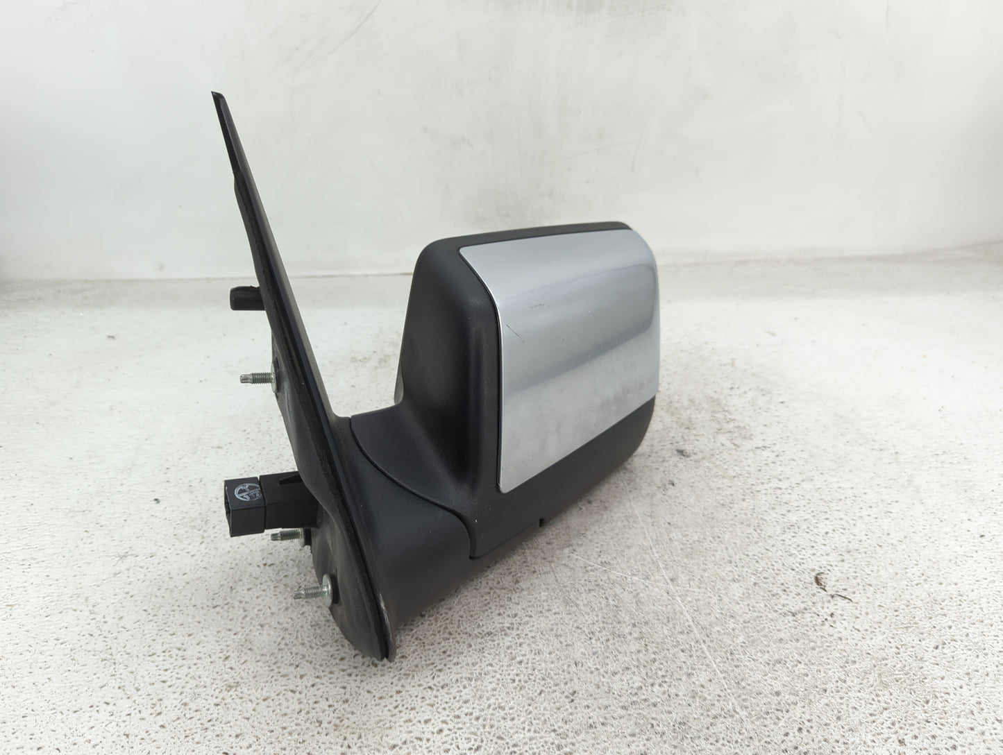 2008-2010 Mercury Mountaineer Driver Side View Mirror - Left Door Mirror OEM Used - Oemusedautoparts1.com