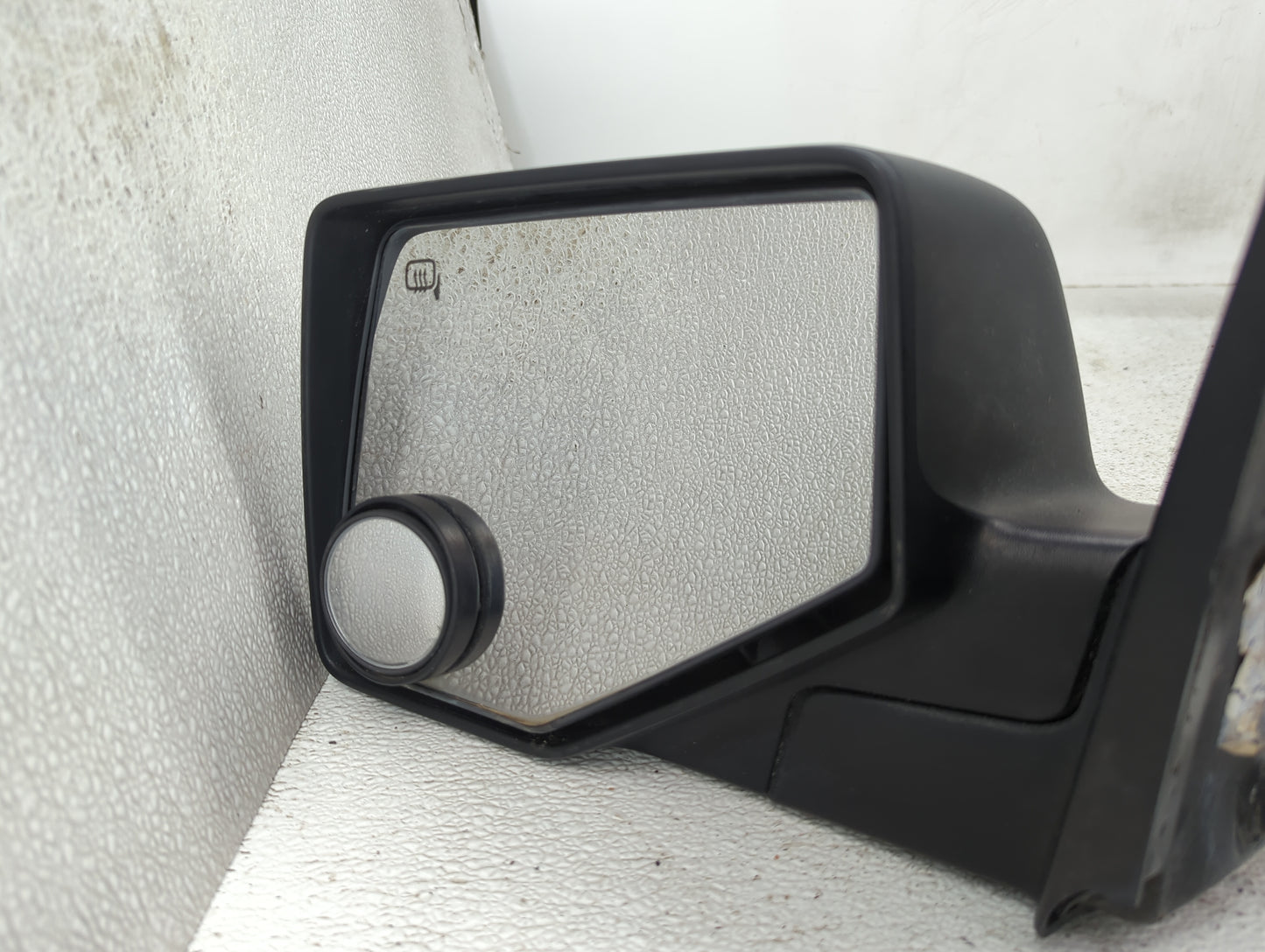 2008-2010 Mercury Mountaineer Driver Side View Mirror - Left Door Mirror OEM Used - Oemusedautoparts1.com