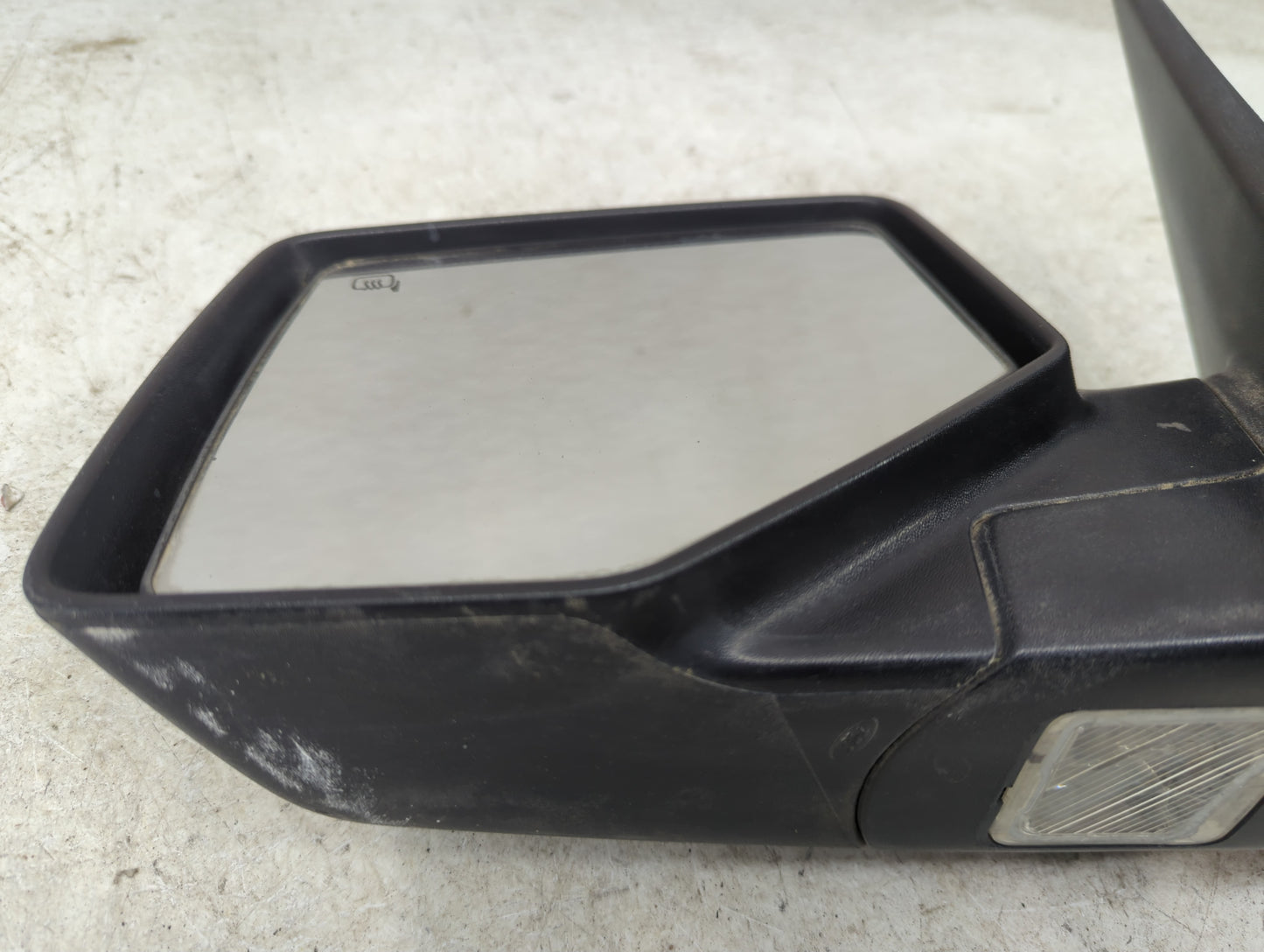2006-2010 Mercury Mountaineer Driver Side View Mirror - Left Door Mirror OEM Used - Oemusedautoparts1.com