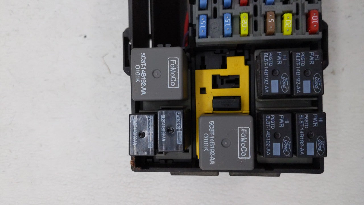 2002-2010 Mercury Mountaineer Fusebox Fuse Box Panel Relay Module Fits Fits 2002 2003 2004 2005 2006 2007 2008 2009 2010 OEM